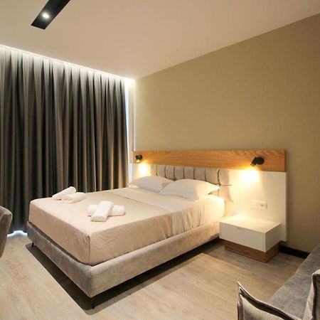 F&J Hotel Saranda Zewnętrze zdjęcie