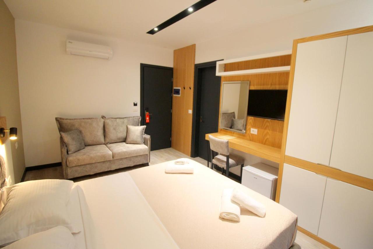 F&J Hotel Saranda Zewnętrze zdjęcie