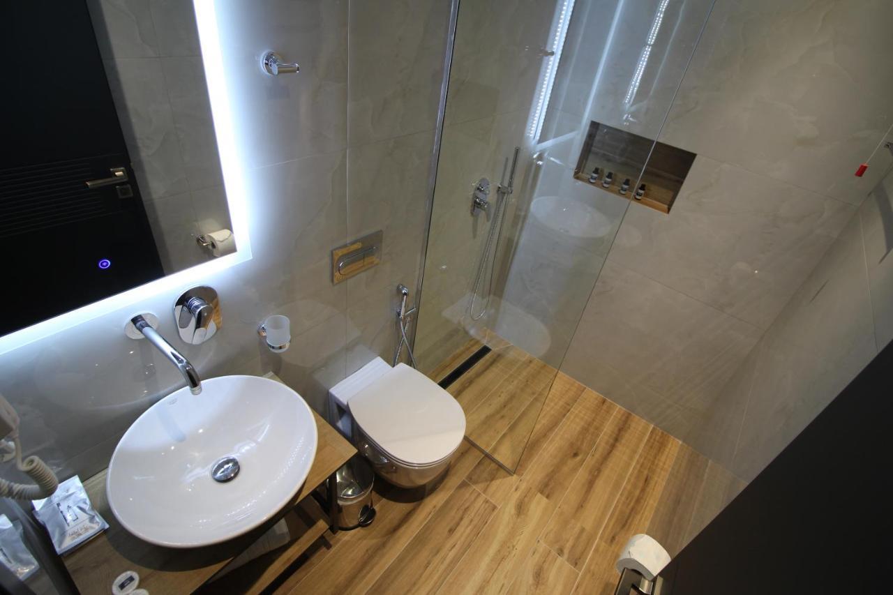 F&J Hotel Saranda Zewnętrze zdjęcie